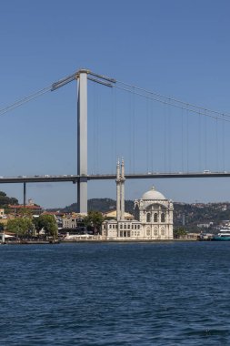 İstanbul'da 15 Temmuz Şehitler Köprüsü İstanbul Boğazı üzerinde