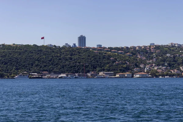 Boğaz'dan İstanbul şehrine panorama