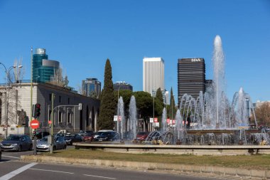 Paseo de la Castellana caddesinde Binalı Panorama
