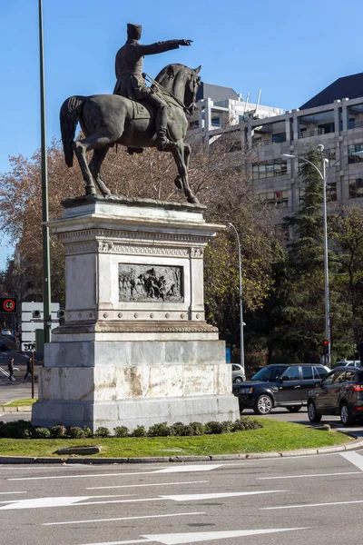 Monumento a Marques del Duero en Madrid, España —  Fotos de Stock