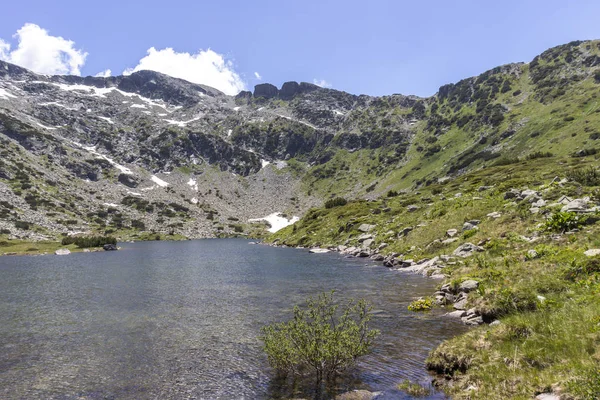 Os lagos de peixe (Ribni Ezera), montanha de Rila, Bulgária — Fotografia de Stock