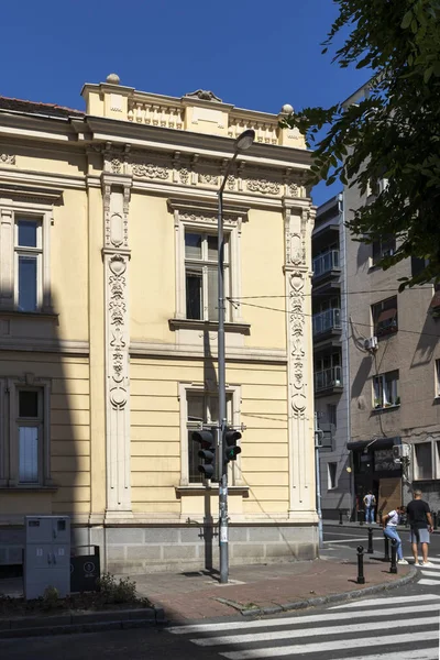 Museum voor Natuurlijke Geschiedenis in het centrum van Belgrado — Stockfoto