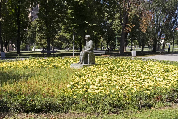 Parque Tasmajdan no centro da cidade de Belgrado — Fotografia de Stock