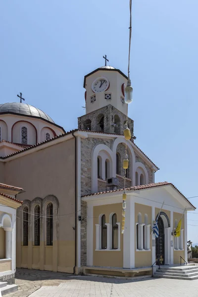 Pravoslavný kostel Nanebevzetí Panny Marie ve starém městě Kavala, — Stock fotografie