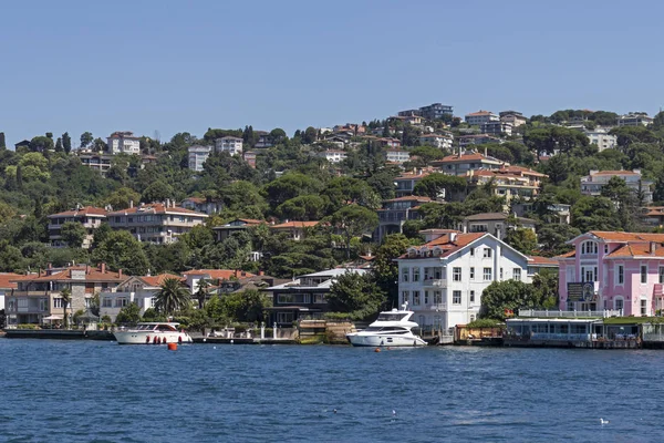 Boğaz'dan İstanbul şehrine panorama