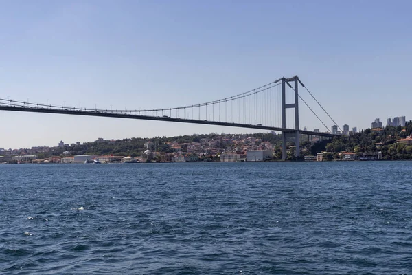 Panorama du Bosphore à la ville d'Istanbul — Photo
