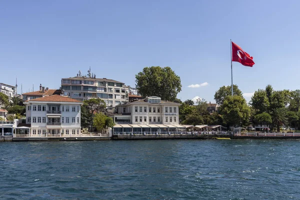 Panoráma a Bosporus a város Isztambul — Stock Fotó