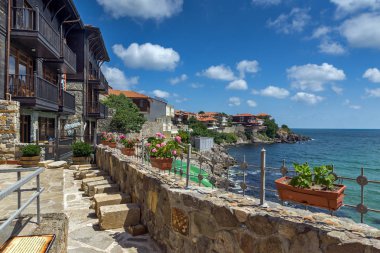 Bulgaristan 'ın eski Sozopol kentinde antik tahkimatlar