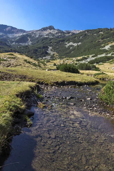 Landschaft des Banderitsa Flusstals, Pirin-Gebirge, Bulgarien — Stockfoto