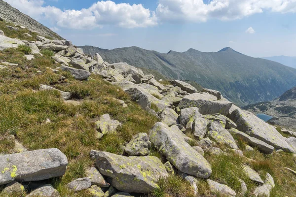 Szlak na szczyt Kamenitsa, Góra Pirin, Bułgaria — Zdjęcie stockowe