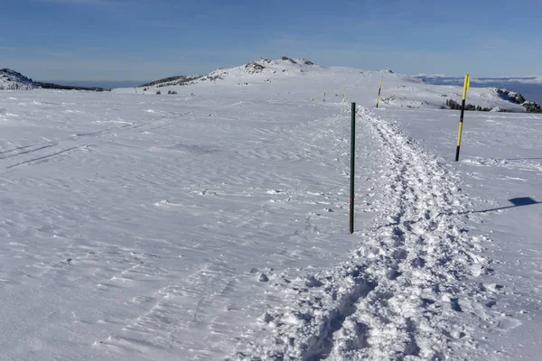 Winterpanorama des Vitosha-Gebirges, Bulgarien — Stockfoto