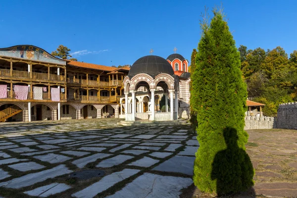 Monasterio medieval de Gigintsy St. Kozma y Damyan, Bulgaria — Foto de Stock