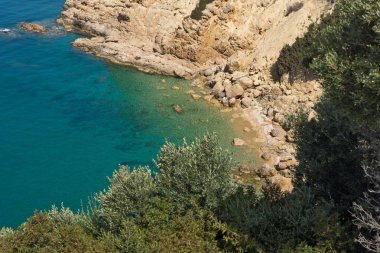 Yunanistan 'ın Thassos adasındaki mavi sularla muhteşem bir manzara.