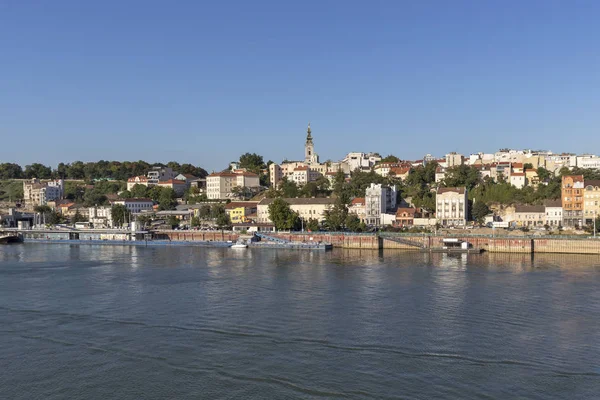 Sava floden och Gamla stan (Stari Grad) i staden Belgrad, Serbien — Stockfoto