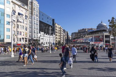 İstanbul 'un merkezinde Taksim Meydanı, Türkiye