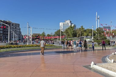 İstanbul 'un merkezinde Taksim Meydanı, Türkiye