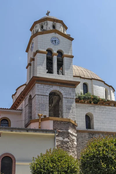 Kostel sv. Mikuláše ve starém městě Kavala, Řecko — Stock fotografie
