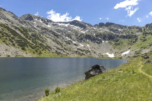 Landskab i The Fish Lakes, Rila bjerg, Bulgarien - Stock-foto