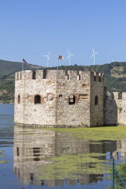 Sırbistan 'ın Tuna Nehri' ndeki Golubac Kalesi Harabeleri