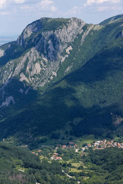 Krajobraz przełęczy Vratsata na Bałkanach, Bułgaria — Zdjęcie stockowe