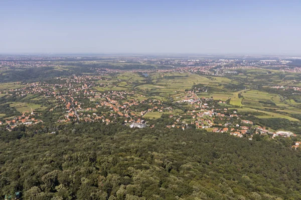 Sırbistan 'ın Avala Kulesi' nden inanılmaz panoramik manzara — Stok fotoğraf