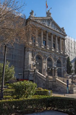 M şehrindeki Ulusal Arkeoloji Müzesi ve Ulusal Kütüphane