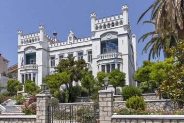 Yunanistan 'ın Kavala kentinin merkezindeki Belediye Binası