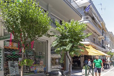 Kavala, Greec 'in merkezinde tipik sokak ve evler