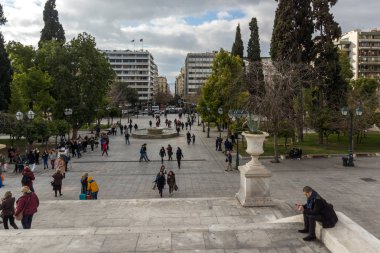 Yunanistan 'ın Atina kentindeki Sintagma Meydanı panoramik görünümü