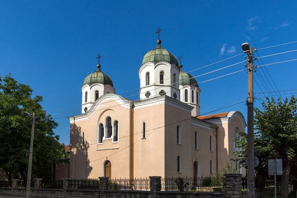 Церковь Св. 12 Апостолов в городе Враца, Болгария — стоковое фото