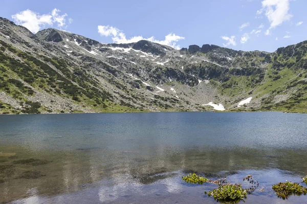 Os lagos de peixe (Ribni Ezera) na montanha de Rila, Bulgária — Fotografia de Stock