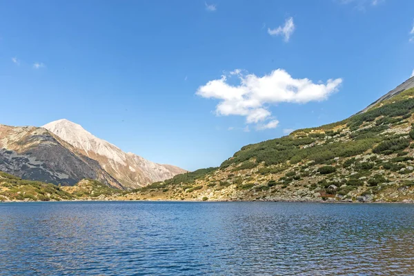 Increíble Panorámica Del Lago Banderitsa Fish Montaña Pirin Bulgaria —  Fotos de Stock