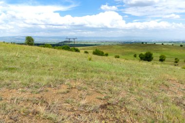 Lyulin Dağı 'nın bahar manzarası, Sofya Şehir Bölgesi, Bulgaristan