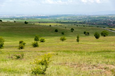 Lyulin Dağı 'nın bahar manzarası, Sofya Şehir Bölgesi, Bulgaristan