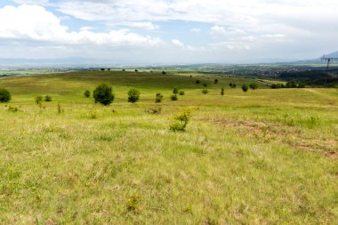 Lyulin Dağı 'nın bahar manzarası, Sofya Şehir Bölgesi, Bulgaristan