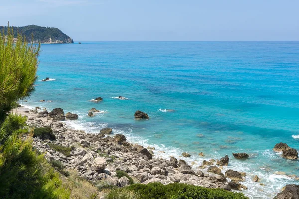 希腊爱奥尼亚群岛Lefkada Kokkinos Vrachos海滩蓝色水域全景 — 图库照片