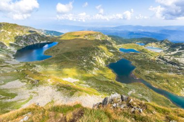 Yedi Rila Gölleri 'nin muhteşem manzarası, Rila Dağı, Bulgaristan