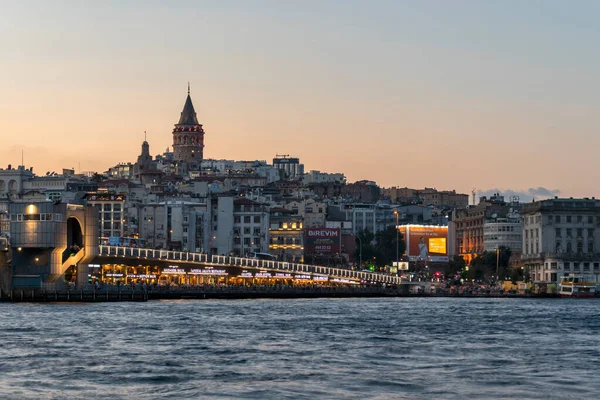 Istanbul Turquia Julho 2019 Amazing Sunset Golden Horn Galata Bridge — Fotografia de Stock