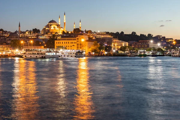 Istanbul Turquie Juillet 2019 Incroyable Coucher Soleil Corne Près Pont — Photo