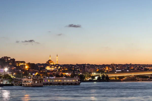 Istanbul Turkey July 2019 Amazing Sunset Golden Horn Galata Bridge — Stock Photo, Image