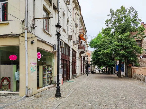 Plovdiv Bulgária Maio 2020 Rua Típica Casas Rua Pedonal Cidade — Fotografia de Stock