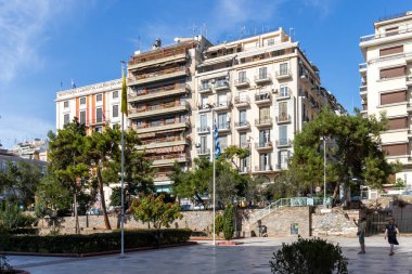 Selanik, Yunanistan - 22 Eylül 2019: Selanik, Orta Makedonya, Yunanistan 'daki Agia Sofya Meydanı' nın muhteşem manzarası