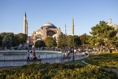 İSTANBUL, TURKEY - 27 Temmuz 2019: İstanbul, Türkiye 'deki Ayasofya Müzesi' nin günbatımı