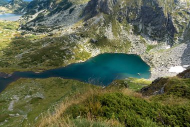 Yedi Rila Gölünün panoramik manzarası, Rila Dağı, Bulgaristan