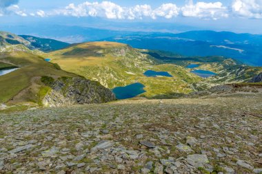 Yedi Rila Gölünün panoramik manzarası, Rila Dağı, Bulgaristan