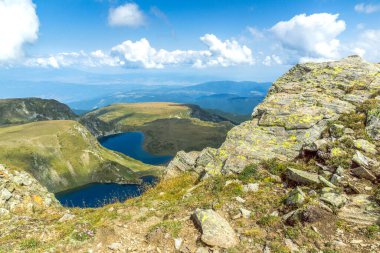 Yedi Rila Gölünün panoramik manzarası, Rila Dağı, Bulgaristan