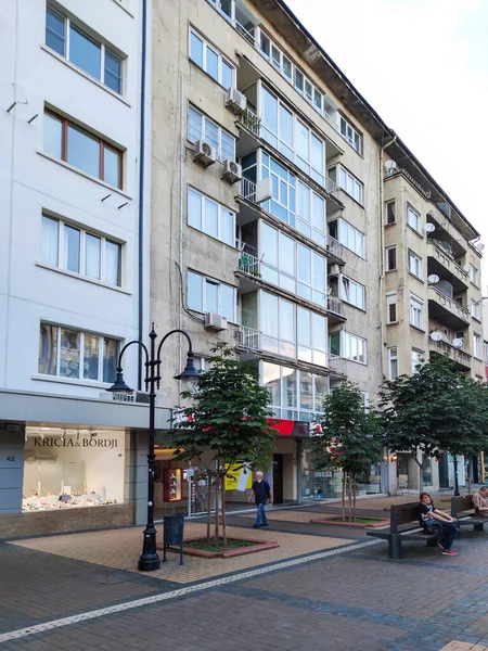 Sofia Bulgarien Juni 2020 Vandrare Boulevard Vitosha Staden Sofia Bulgarien — Stockfoto