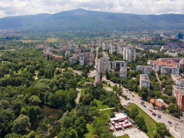 Bulgaristan 'ın South Park yakınlarındaki Sofya kentinin hava manzarası