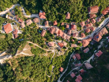 Bulgaristan 'ın Blagoevgrad bölgesinin tarihi Melnik kasabasının hava manzarası