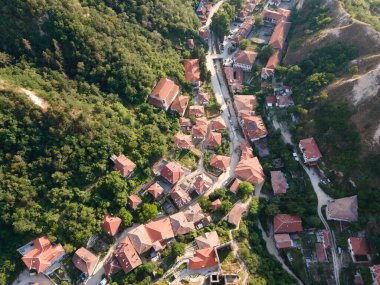 Bulgaristan 'ın Blagoevgrad bölgesinin tarihi Melnik kasabasının hava manzarası